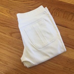 White Hue Capris - Soft, Perfect condition